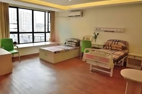 落户深圳多少费用_不会唱歌却开演唱会，58岁的郑伊健消费情怀？ 伊健消费情上的闪烁注意屏幕