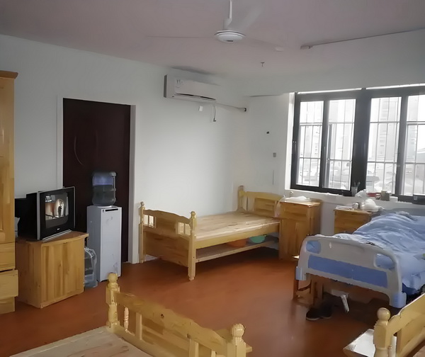 请问应庙生要什么学历落户深圳_《南京照相馆》北京首映百万观众见证口碑力作“历史不应被遗忘 食方案制定的饮合理科学